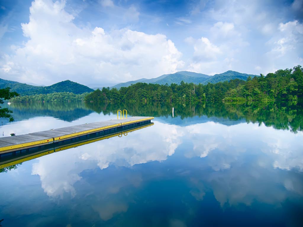 A peaceful view of Lake Santeetlah located in the Great Smoky Mountains.