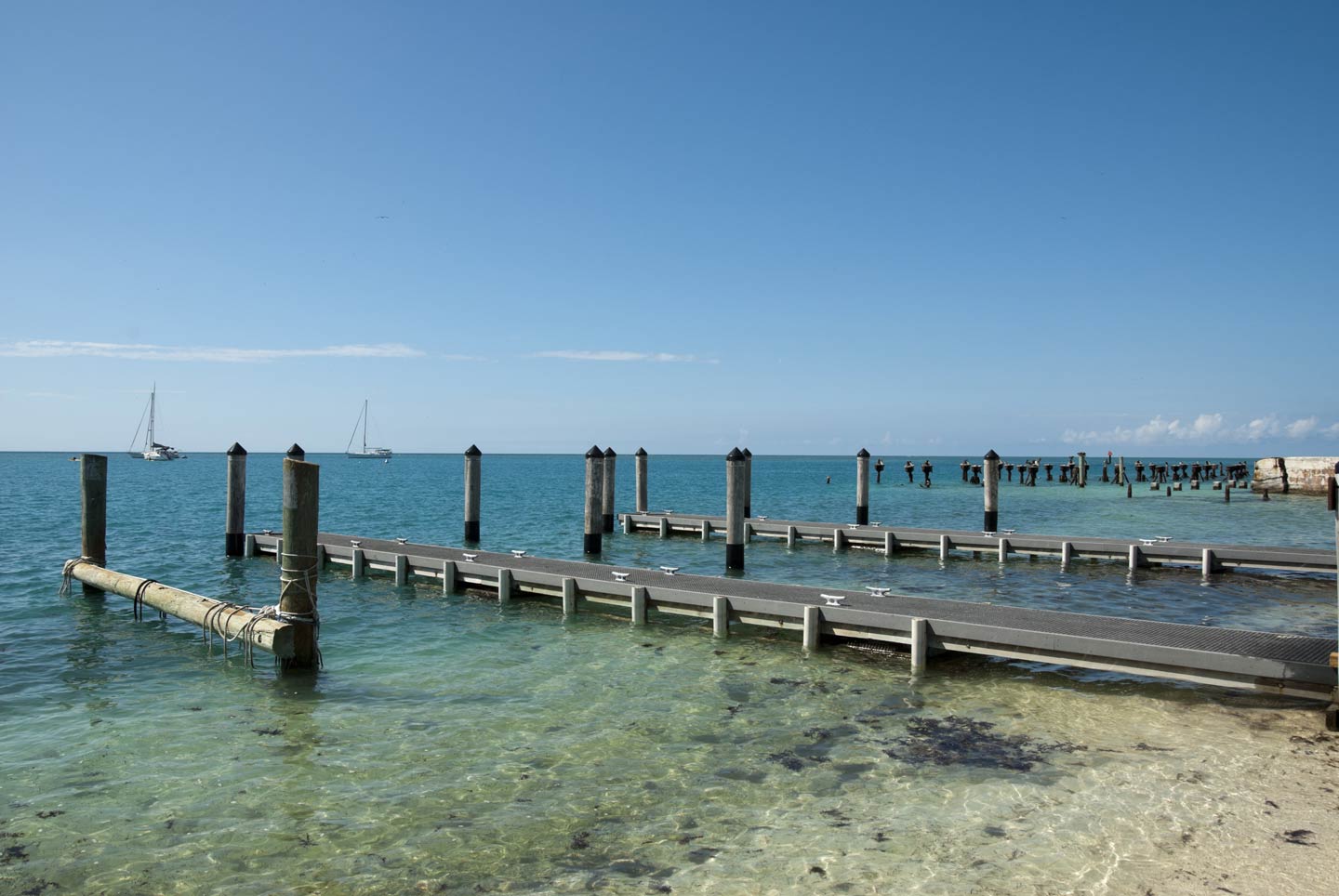 The docks (finger piers) in Dry Tortugas