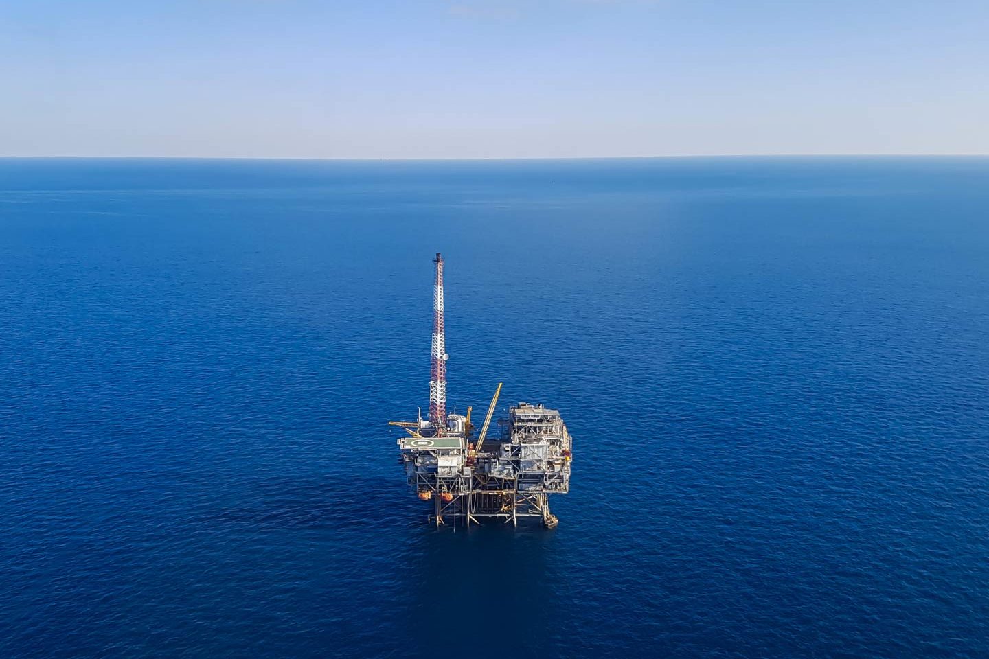 An aerial view of an oil rig in the Gulf of Mexico