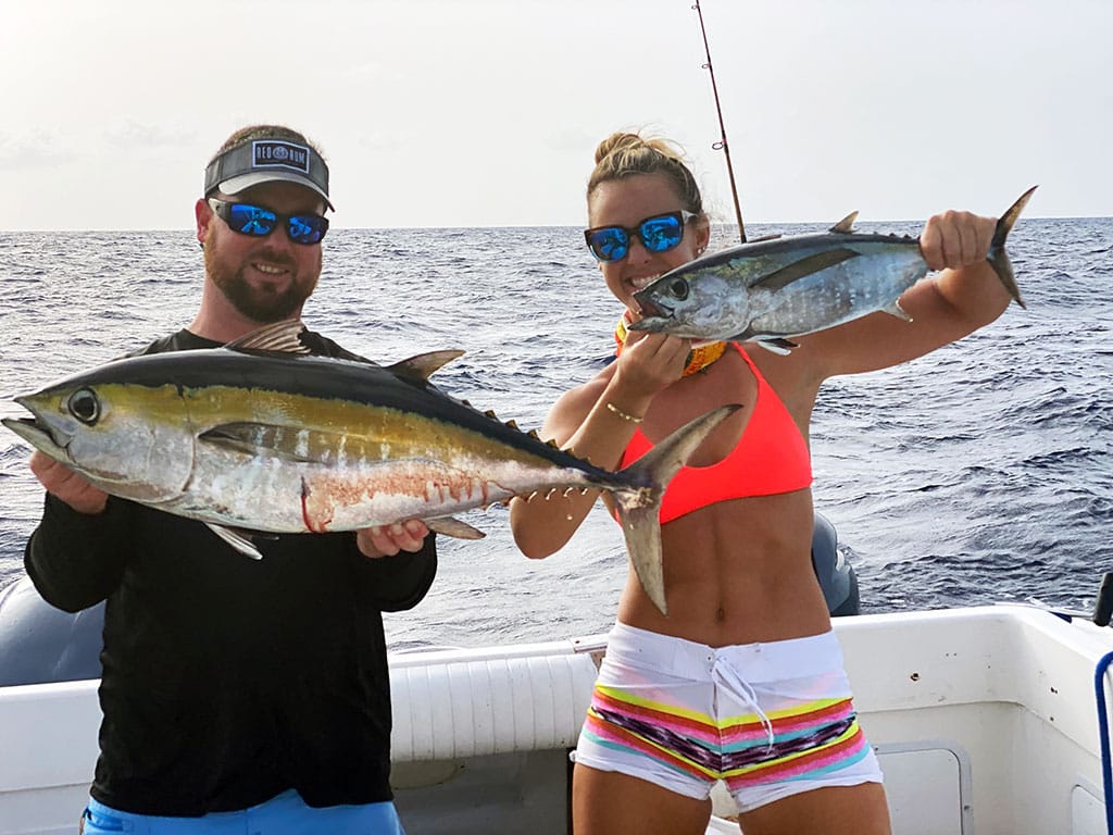 Slow Trolling for MONSTER KINGFISH Deep Sea Fishing - Darcizzle Offshore