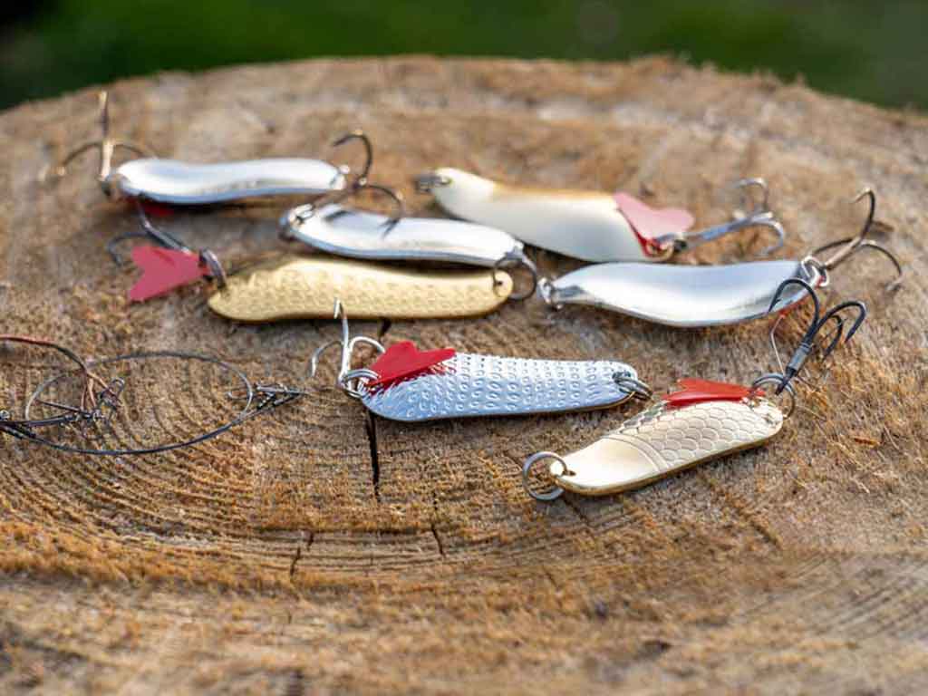 Best Colors for Trout Lures, Tilt Fishing